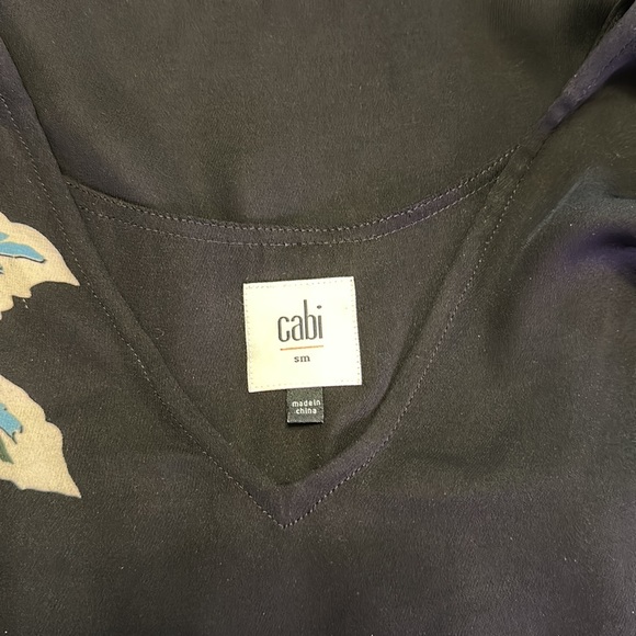 CAbi Fiore Black Floal Tunic Top Short Sleeve V-neck Pullover Semi Sheer - Picture 7 of 7